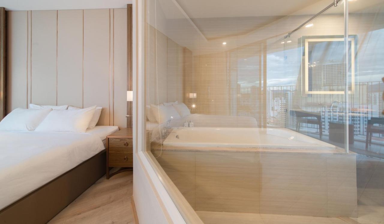 Panorama Oceanic Grand Residences Nha Trang Eksteriør billede